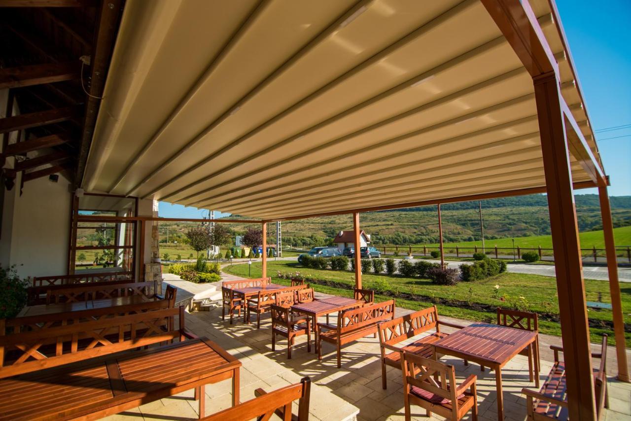 Bonanza Pensiune & Restaurant Mera Extérieur photo