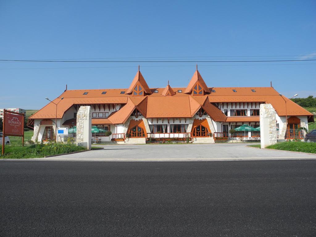 Bonanza Pensiune & Restaurant Mera Extérieur photo